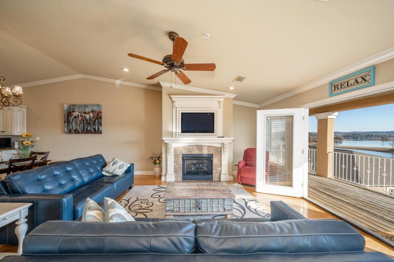 Views!! Luxury Condo W/Gourmet Kitchen, Breathtaking Views Lake Hamilton 外观 照片