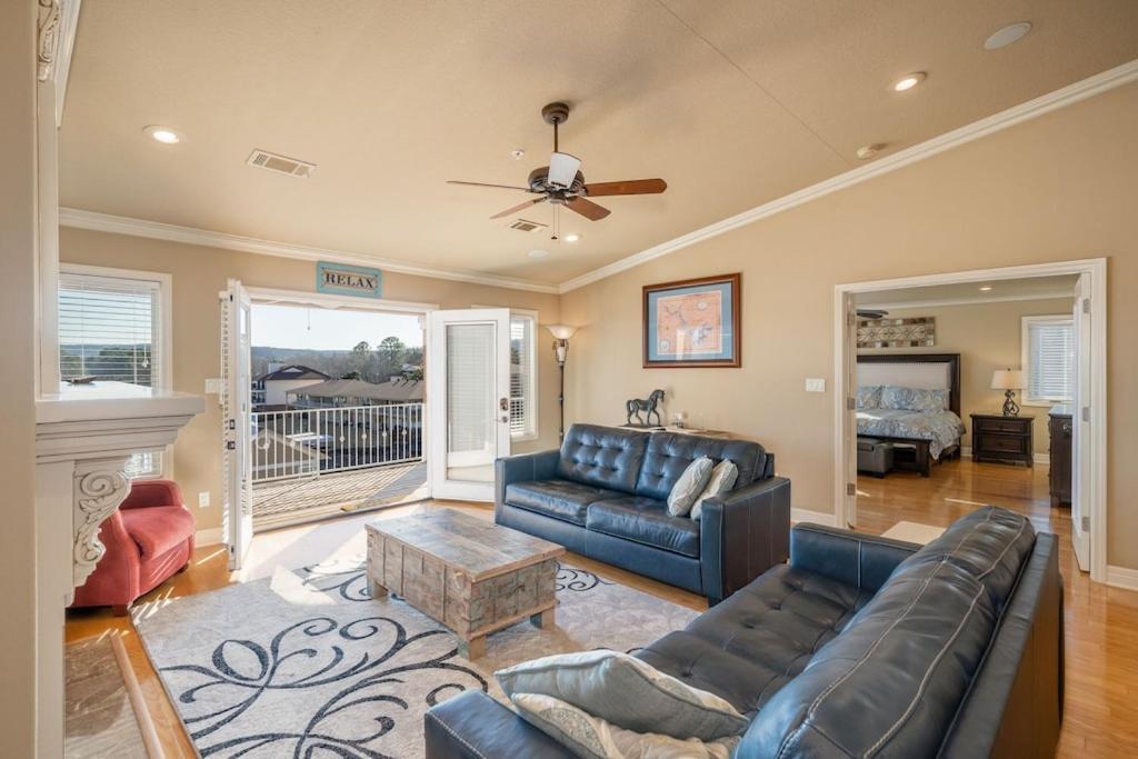 Views!! Luxury Condo W/Gourmet Kitchen, Breathtaking Views Lake Hamilton 外观 照片