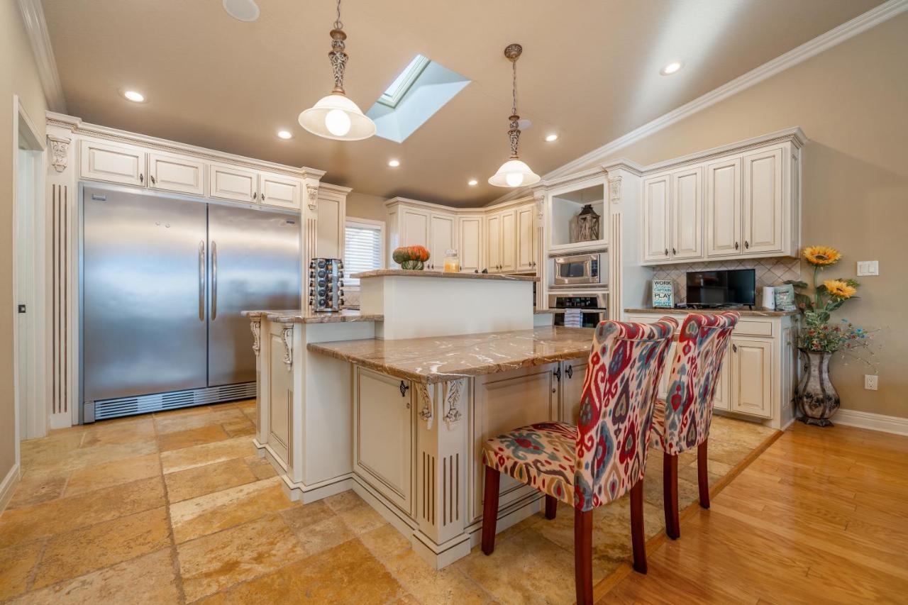 Views!! Luxury Condo W/Gourmet Kitchen, Breathtaking Views Lake Hamilton 外观 照片