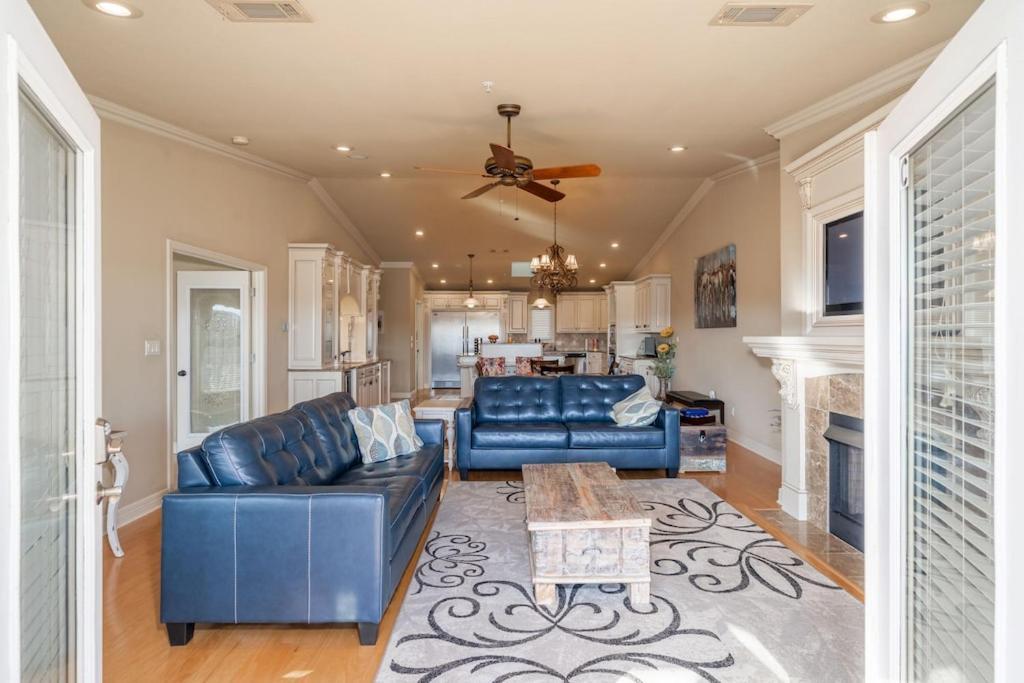 Views!! Luxury Condo W/Gourmet Kitchen, Breathtaking Views Lake Hamilton 外观 照片