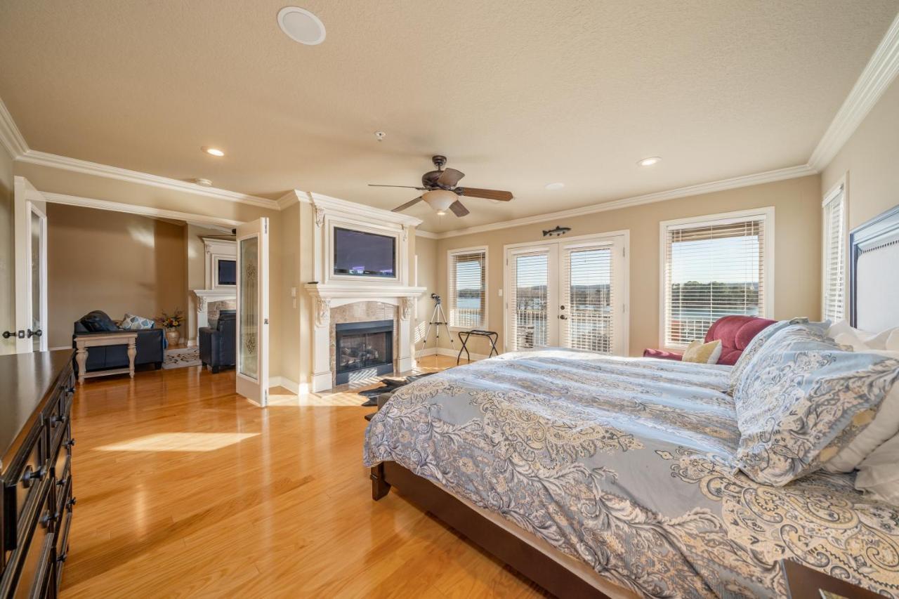 Views!! Luxury Condo W/Gourmet Kitchen, Breathtaking Views Lake Hamilton 外观 照片