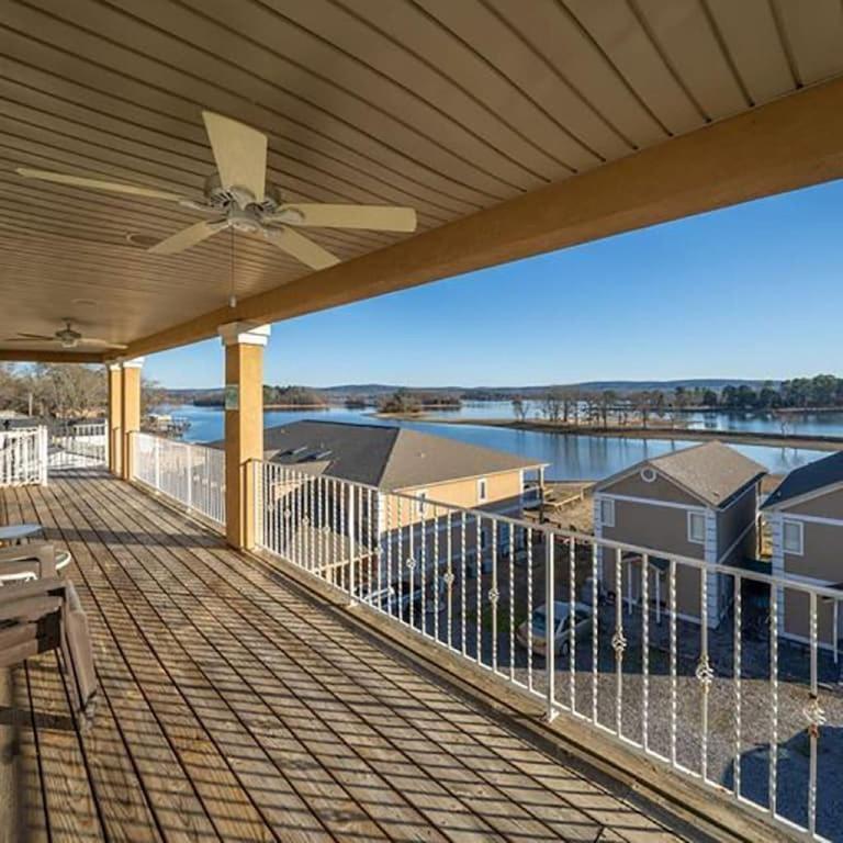 Views!! Luxury Condo W/Gourmet Kitchen, Breathtaking Views Lake Hamilton 外观 照片